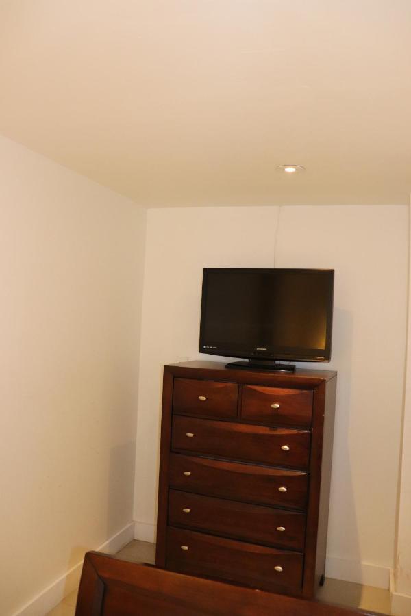 On Hollywood Beach - Affordable Two Bedrooms Sleeps 6 With Two Bathrooms Dania Beach Dış mekan fotoğraf